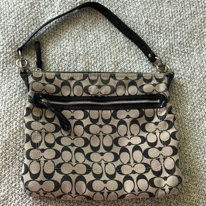 Coach shoulder bag black and tan